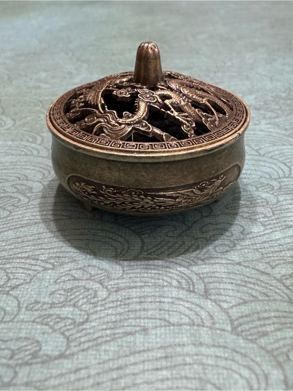 DAINTY INCENSE BURNER NEW